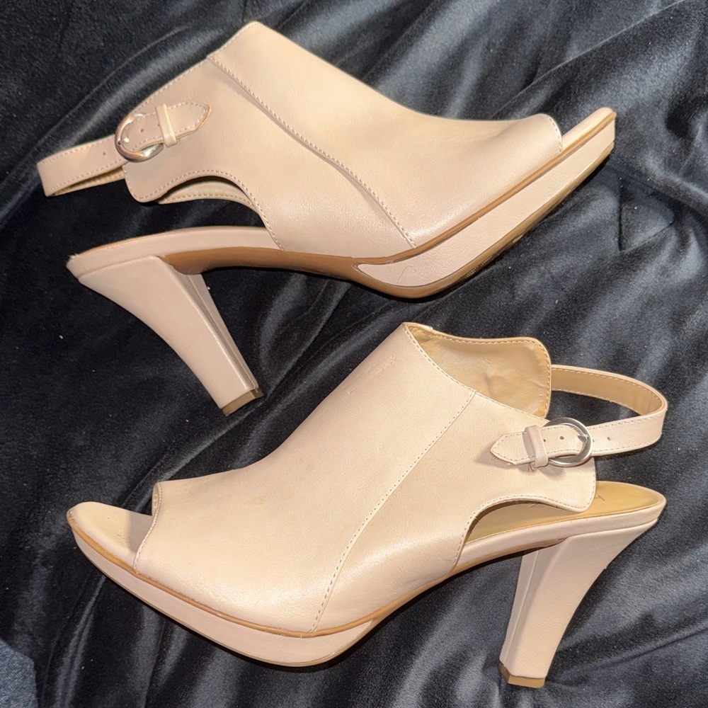 Naturalizer Size 9.5 Cream Women's Slingback Peep toe Booties Sandals 3” Heel - Picture 4 of 11